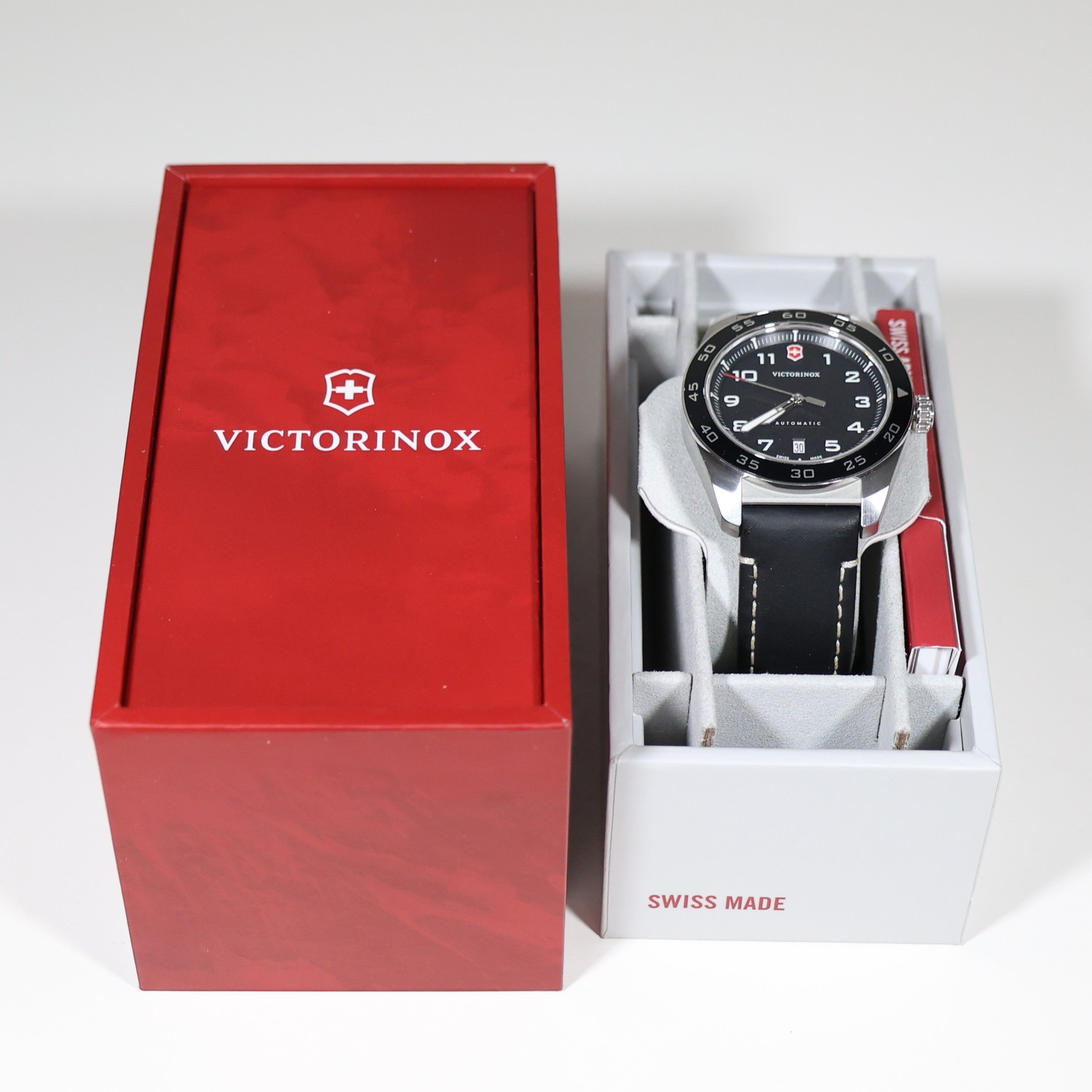 Victorinox Swiss Army Men's Automatic Black Dial Watch 242044 Pre-Owned