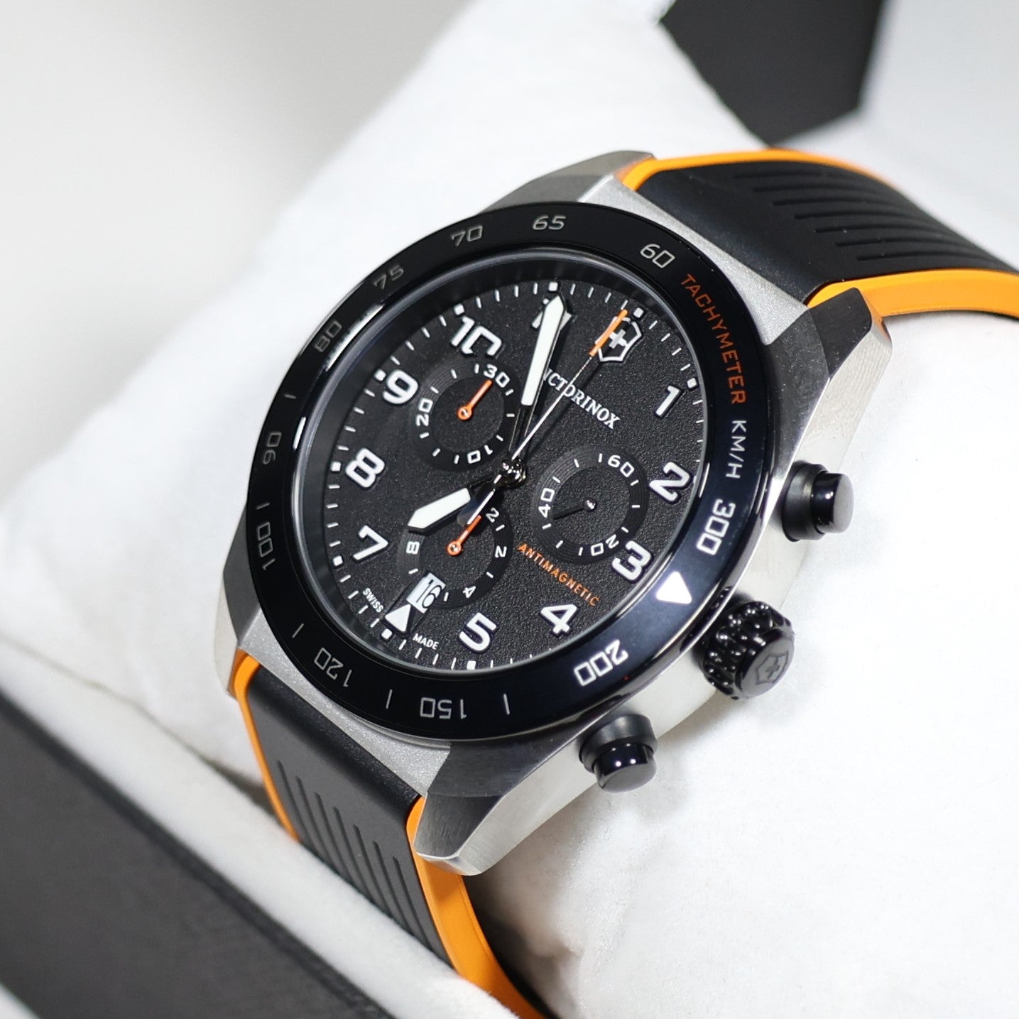 Victorinox Swiss Army Chrono Men's Rubber Strap Watch 242050