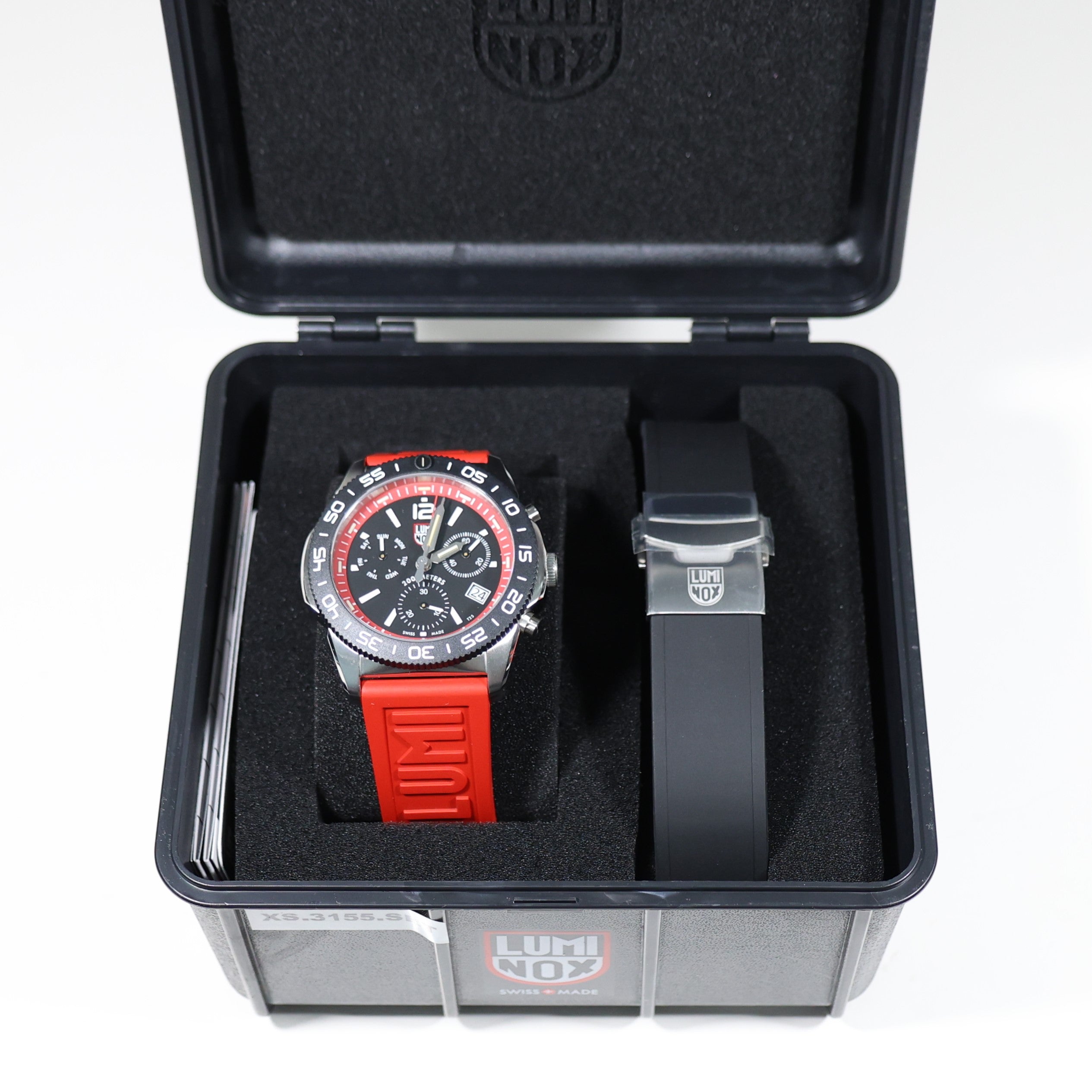 Luminox Mens Watch Pacific Diver Chronograph 44mm 20ATM XS.3155.SET