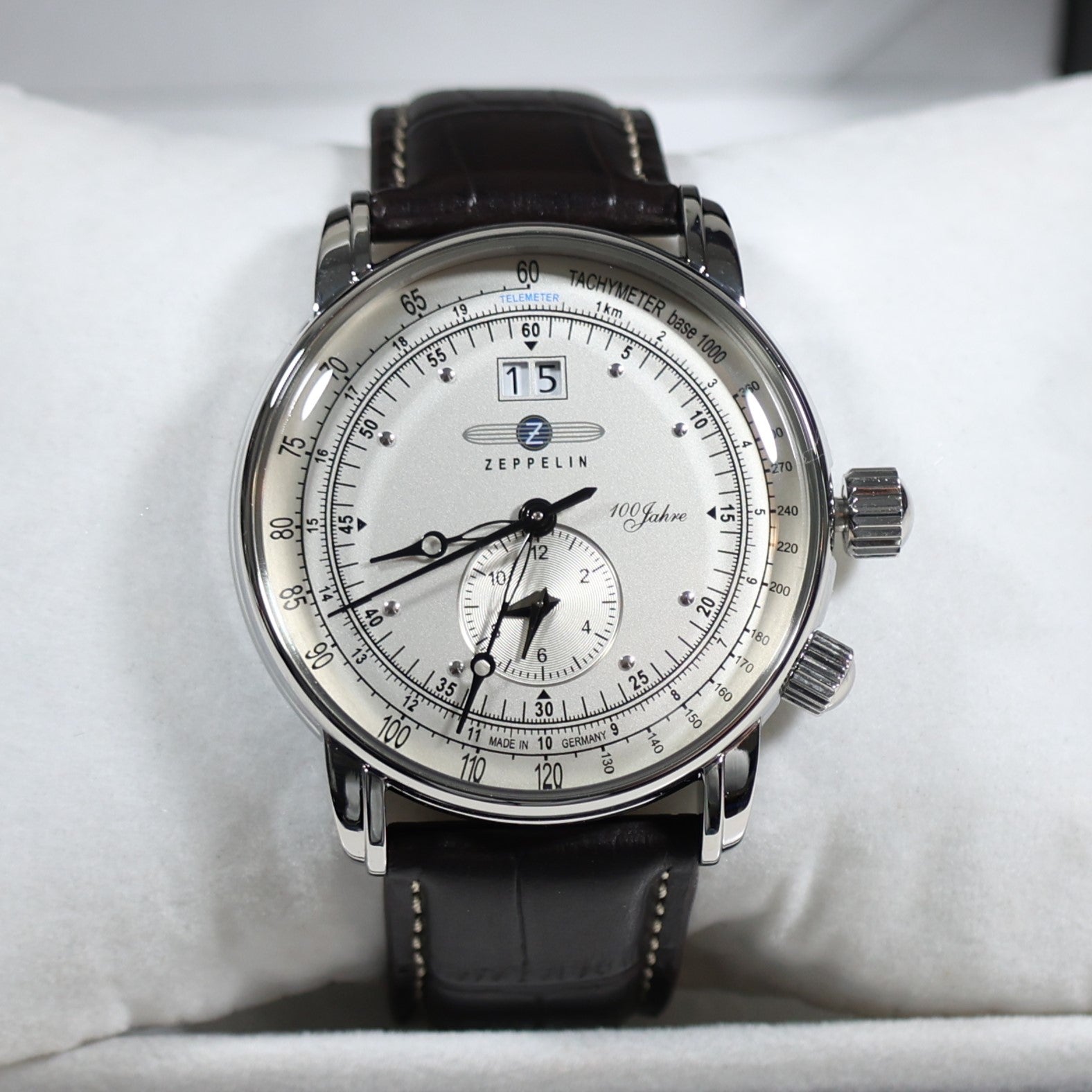 Zeppelin 100 Jahre GMT Beige Dial Stainless Steel Case Men's Watch 7640-1