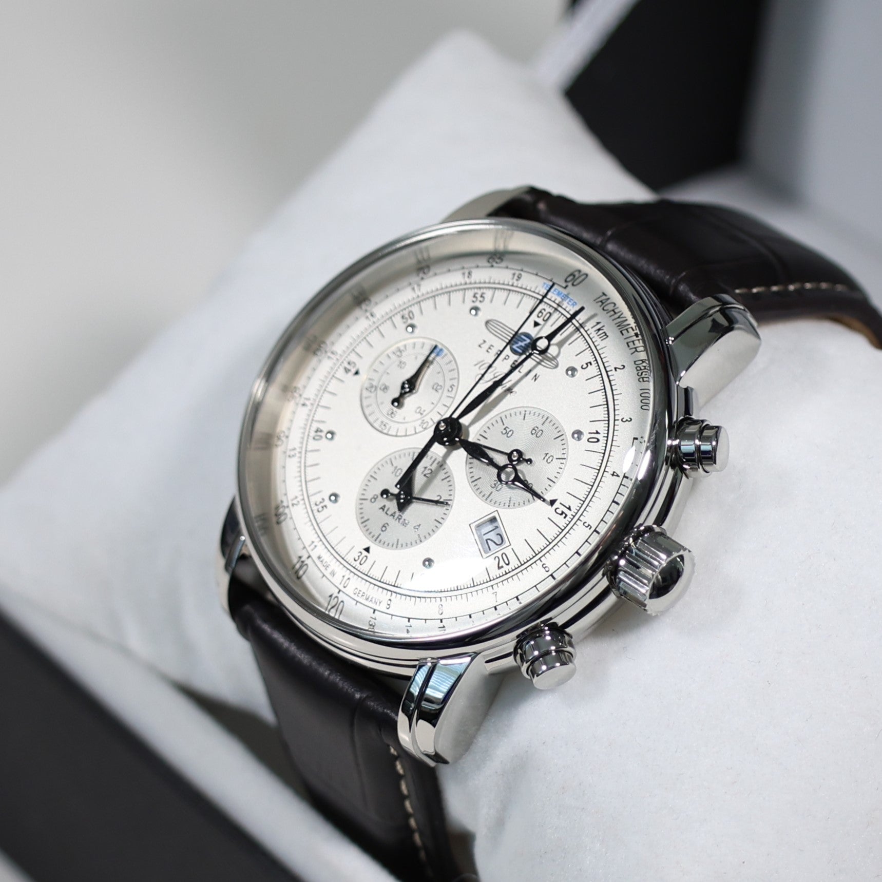 Zeppelin 100th Anniversary Men's Chronograph Silver Dial Quartz Watch 7680-1