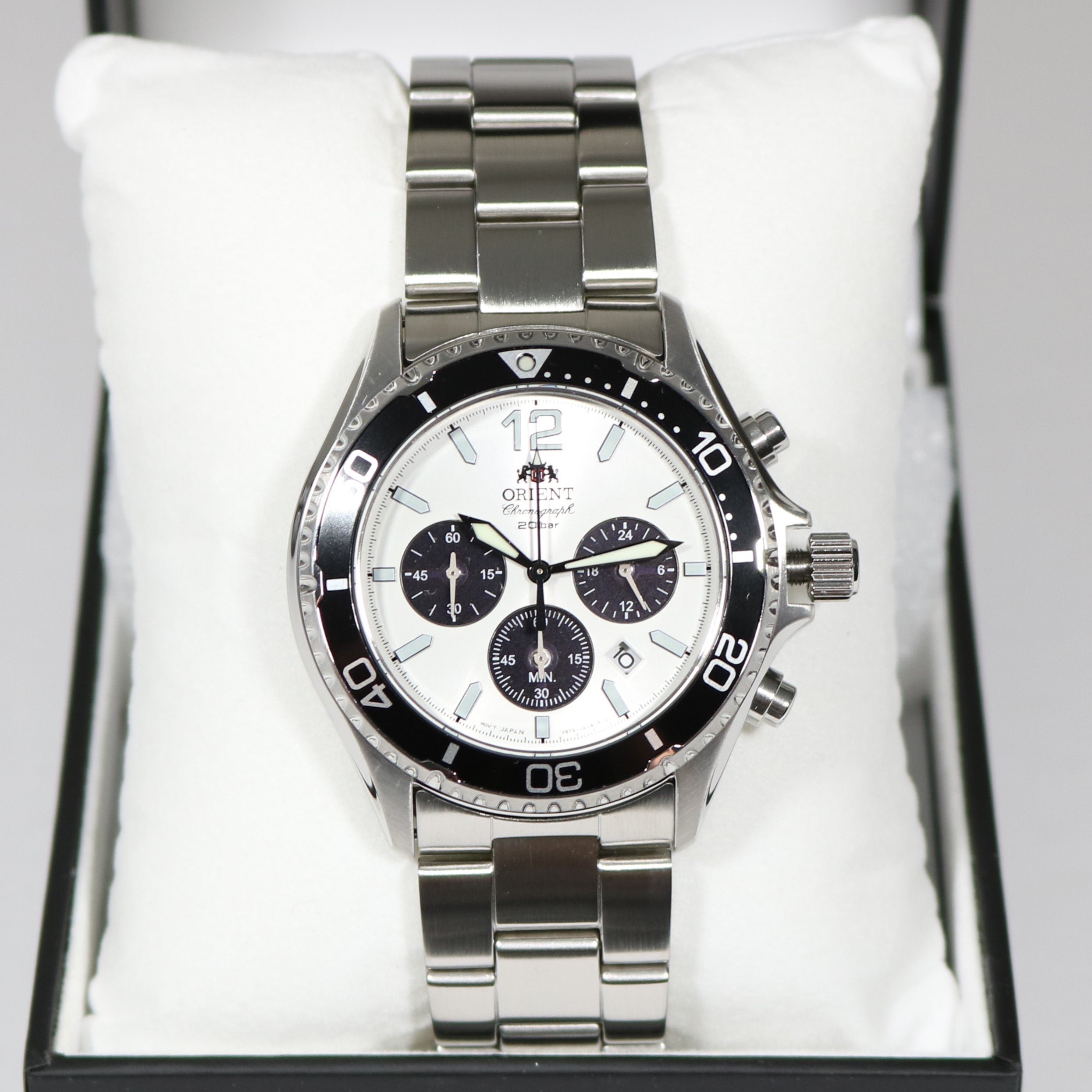 Orient Sports Mako Solar White Dial Men's Stainless Steel Watch RA-TX0203S10B 2