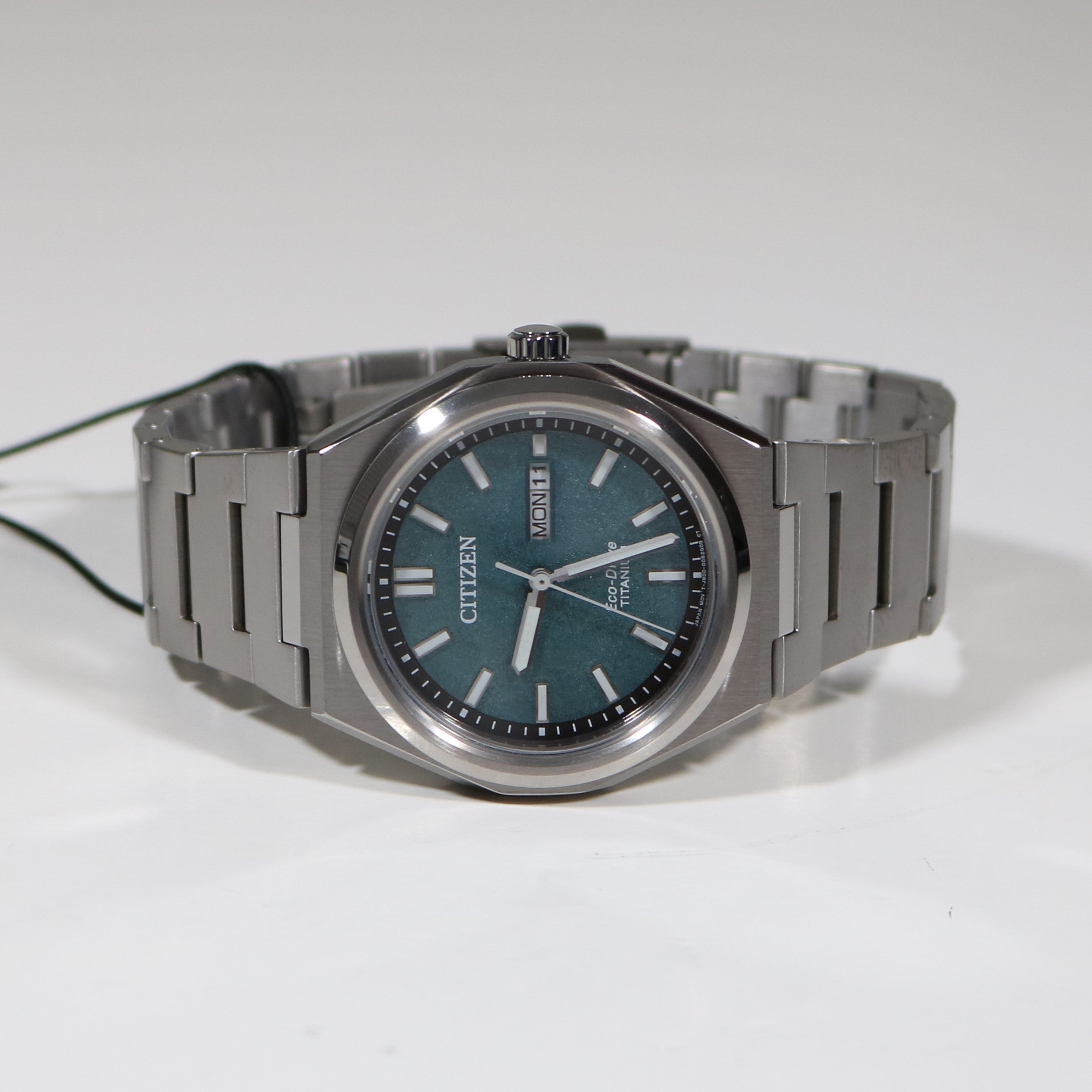 Citizen Eco-Drive Super Titanium Green Dial Men's Watch AW0130-85X