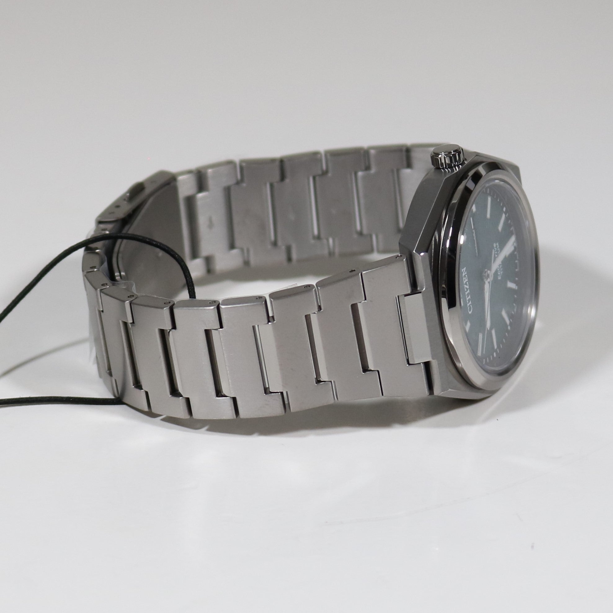 Citizen Eco-Drive Super Titanium Green Dial Men's Watch AW0130-85X