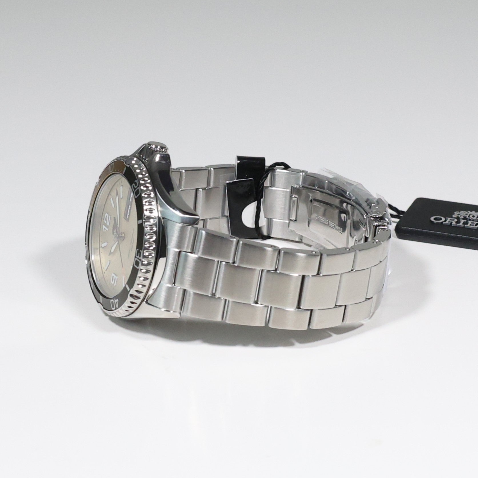 Orient Mako III Silver Dial Automatic Men's Stainless Steel Watch RA-AA0821S19B