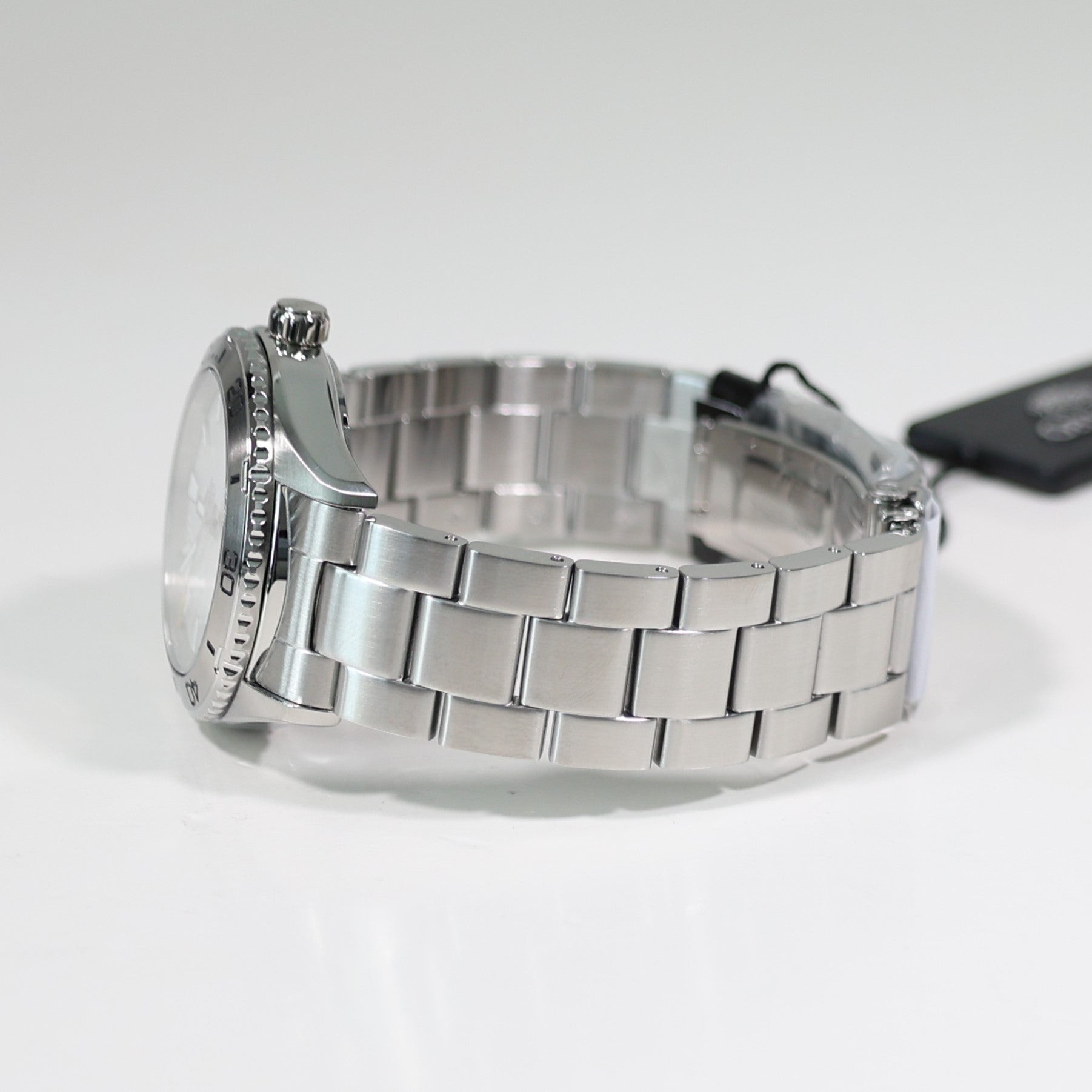 Orient Mako Automatic Stainless Steel White Dial Men's Sports Watch RA-AC0Q03S