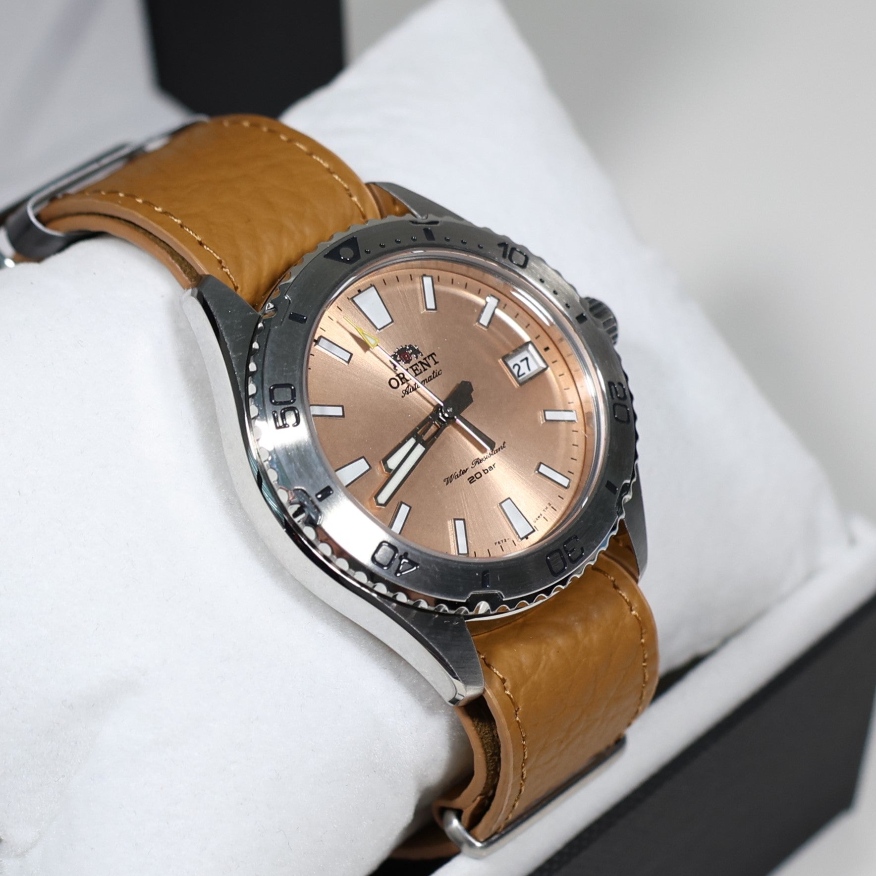 Orient Mako Automatic Stainless Steel Salmon Dial Men's Sports Watch RA-AC0Q05P