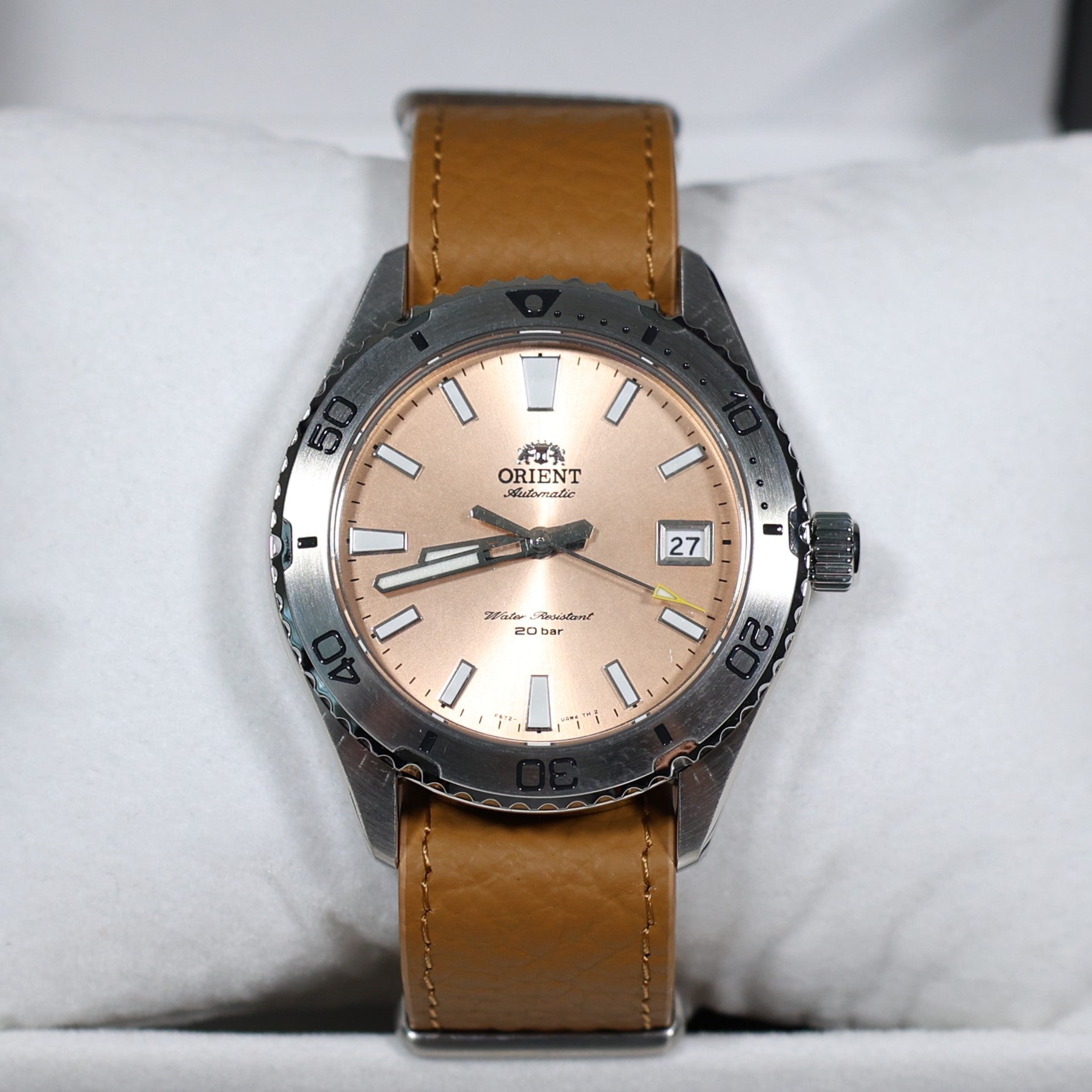 Orient Mako Automatic Stainless Steel Salmon Dial Men's Sports Watch RA-AC0Q05P