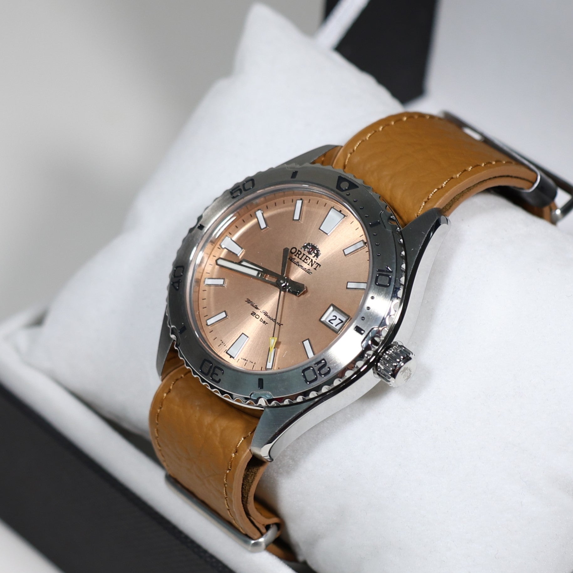 Orient Mako Automatic Stainless Steel Salmon Dial Men's Sports Watch RA-AC0Q05P