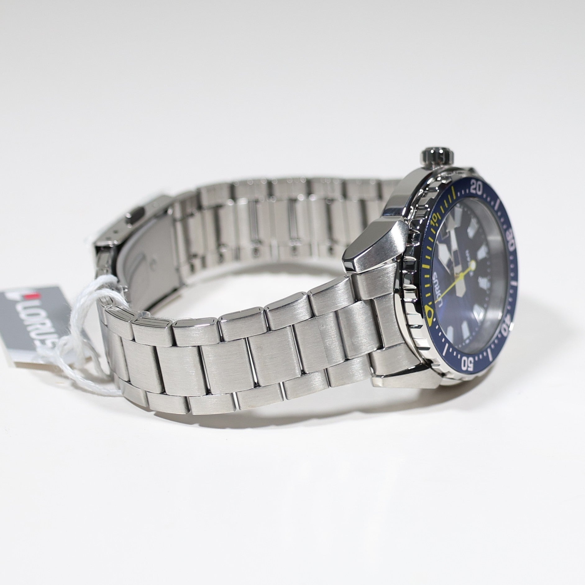 Lorus Men's Diver Blue Dial Stainless Steel Sports Watch RH947RX9