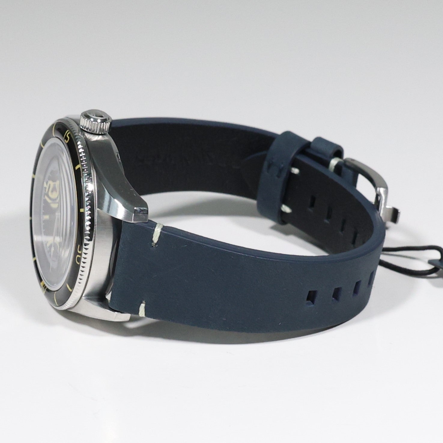 Spinnaker Fleuss Automatic Red Dial Stainless Steel Case Men's Watch SP-5055-07