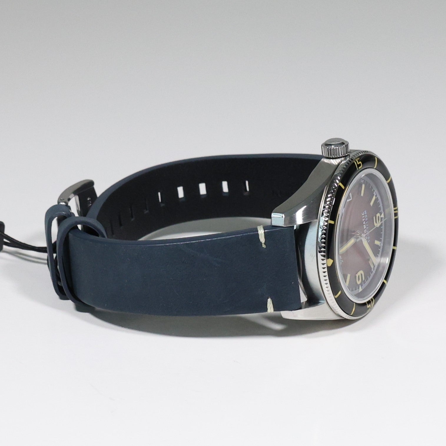 Spinnaker Fleuss Automatic Red Dial Stainless Steel Case Men's Watch SP-5055-07