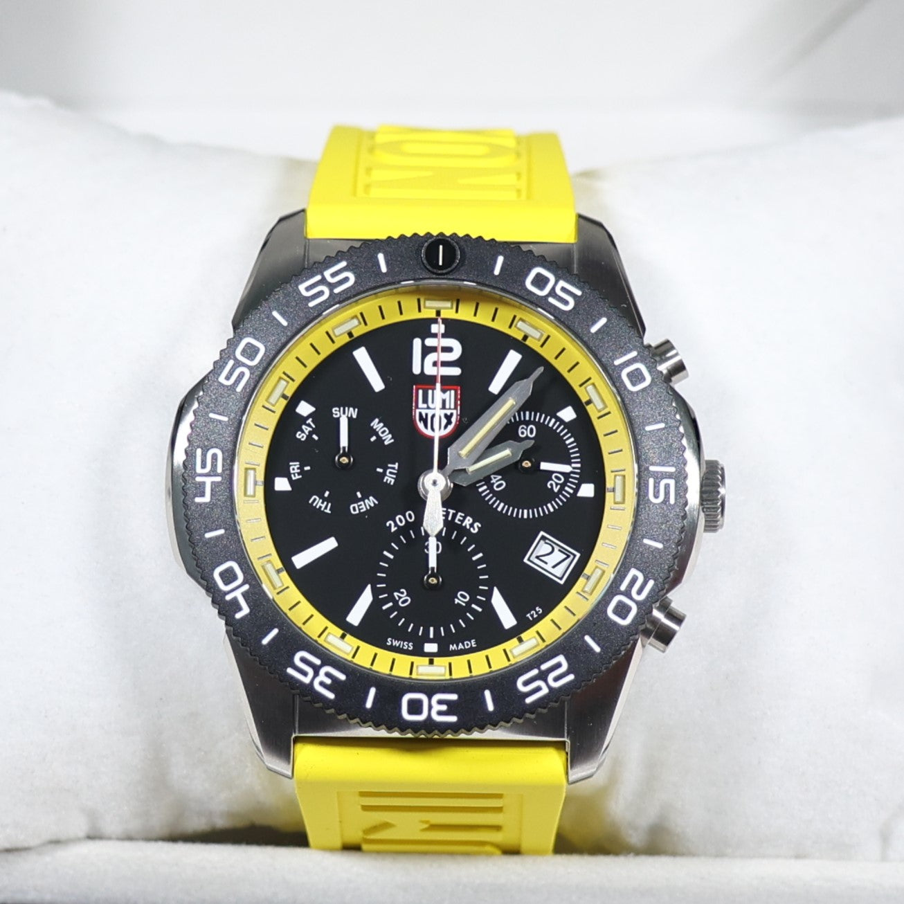 Luminox Mens Watch Pacific Diver Chronograph 44mm 20ATM XS.3145.SET