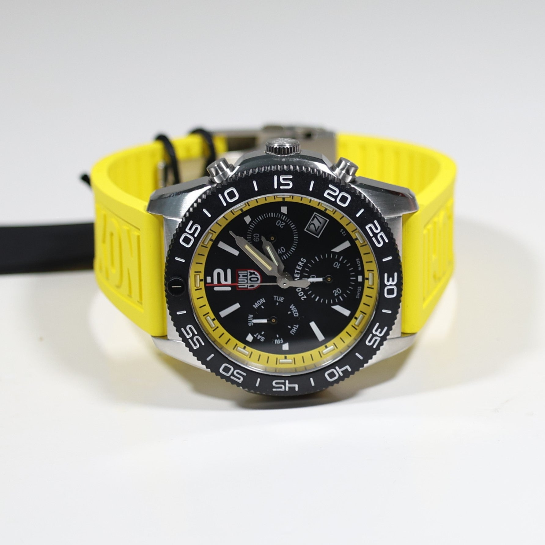 Luminox Mens Watch Pacific Diver Chronograph 44mm 20ATM XS.3145.SET