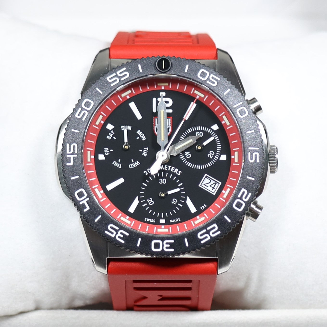 Luminox Mens Watch Pacific Diver Chronograph 44mm 20ATM XS.3155.SET