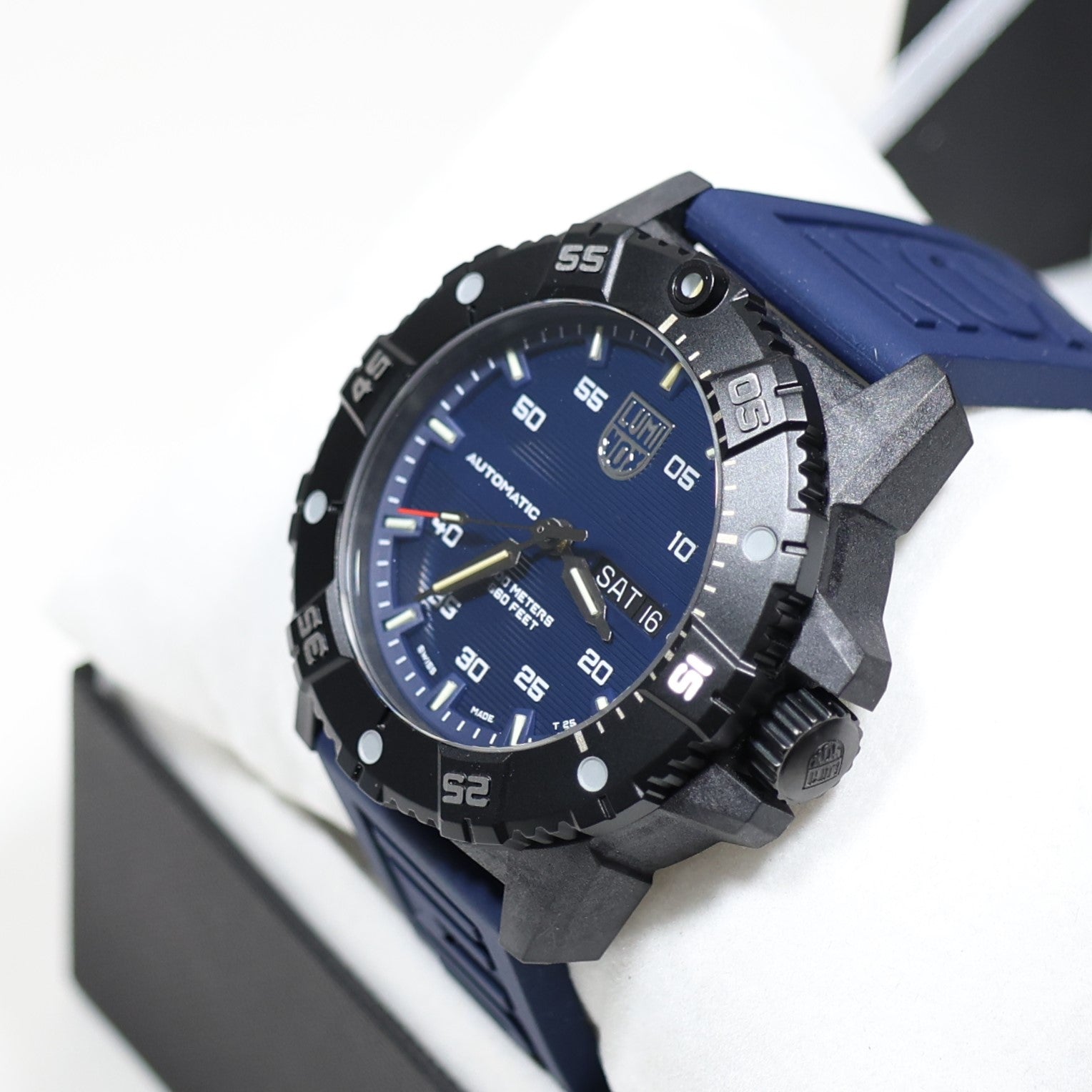 Luminox Master Carbon Seal Men's Blue Dial Automatic Watch XS.3863