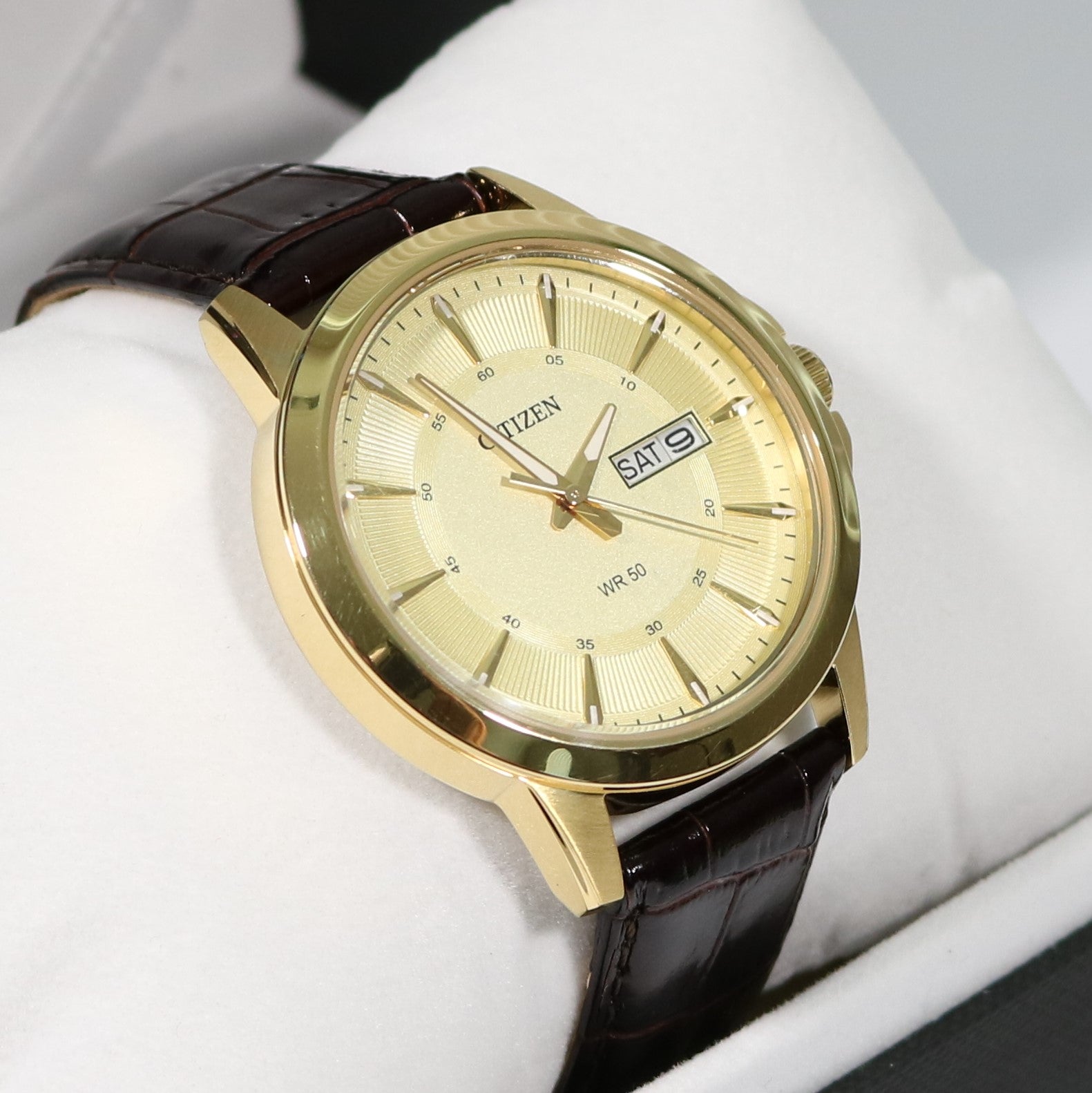 Citizen Men's Quartz Gold Tone Brown Leather Strap Watch BF2013