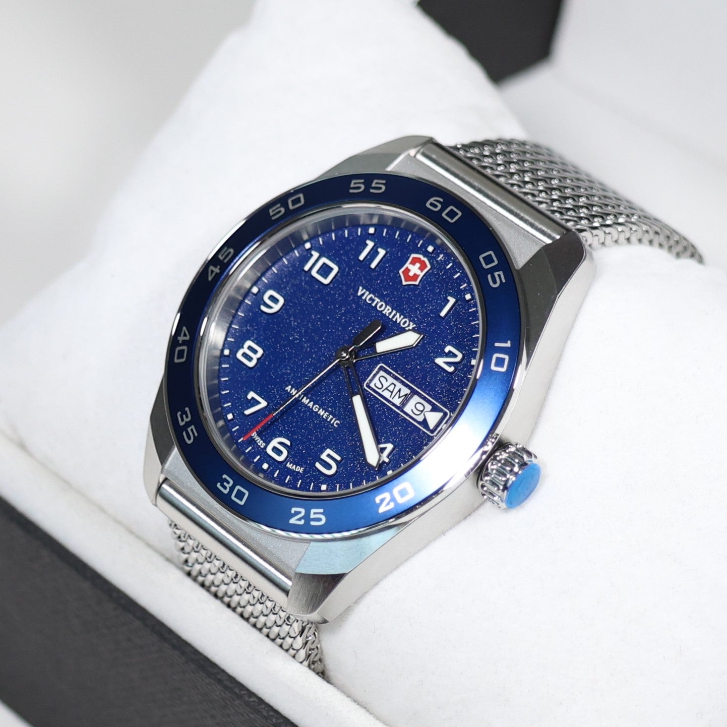 Victorinox Swiss Army Men's Blue Dial Stainless Steel Mesh Bracelet Watch 242042