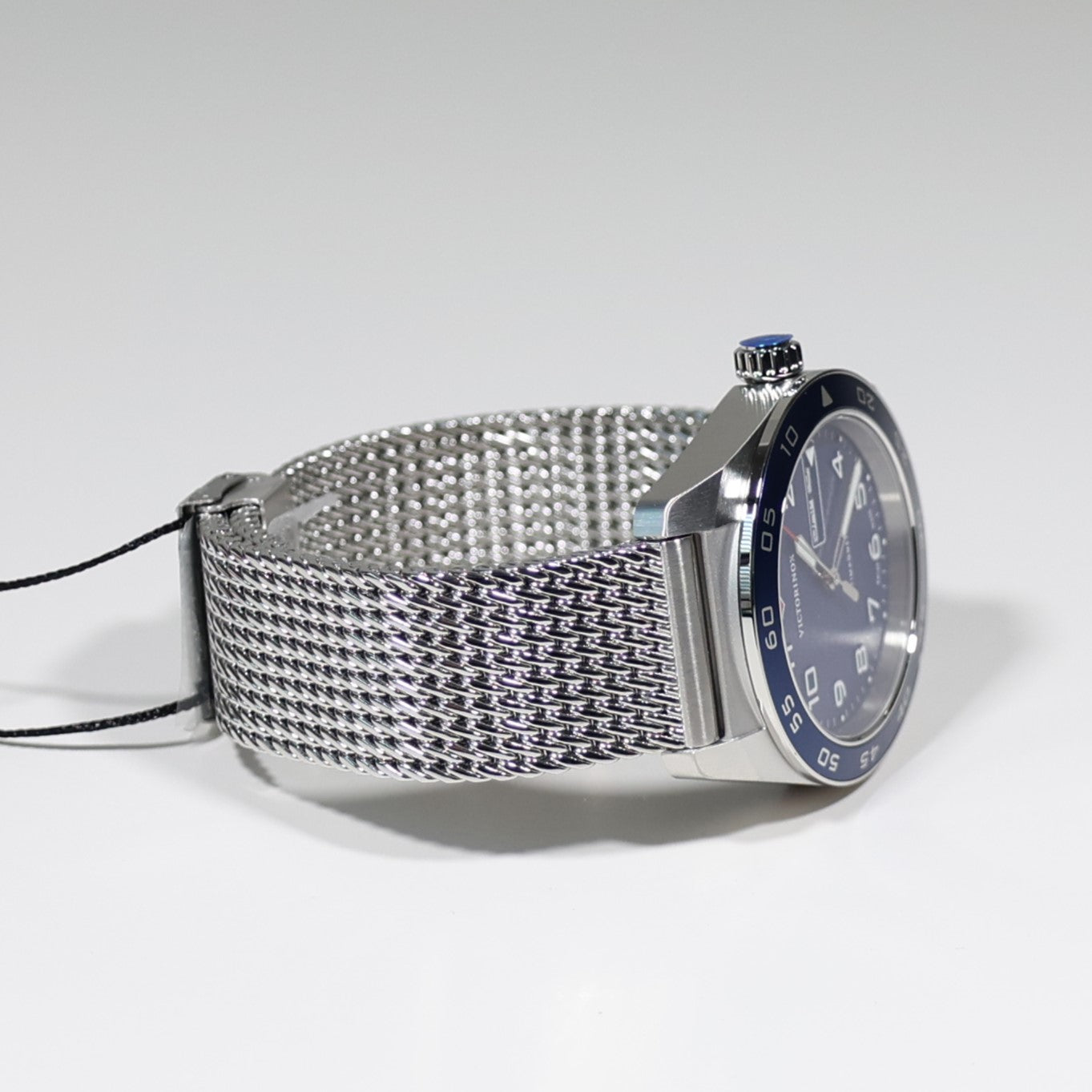 Victorinox Swiss Army Men's Blue Dial Stainless Steel Mesh Bracelet Watch 242042
