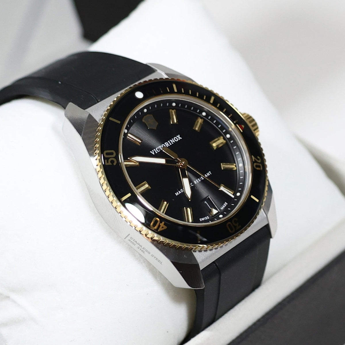 Victorinox Maverick Black Dial Rubber Strap 39mm Watch 242099 - Chronobuy