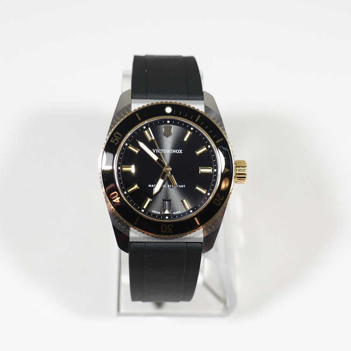 Victorinox Maverick Black Dial Rubber Strap 39mm Watch 242099 - Chronobuy