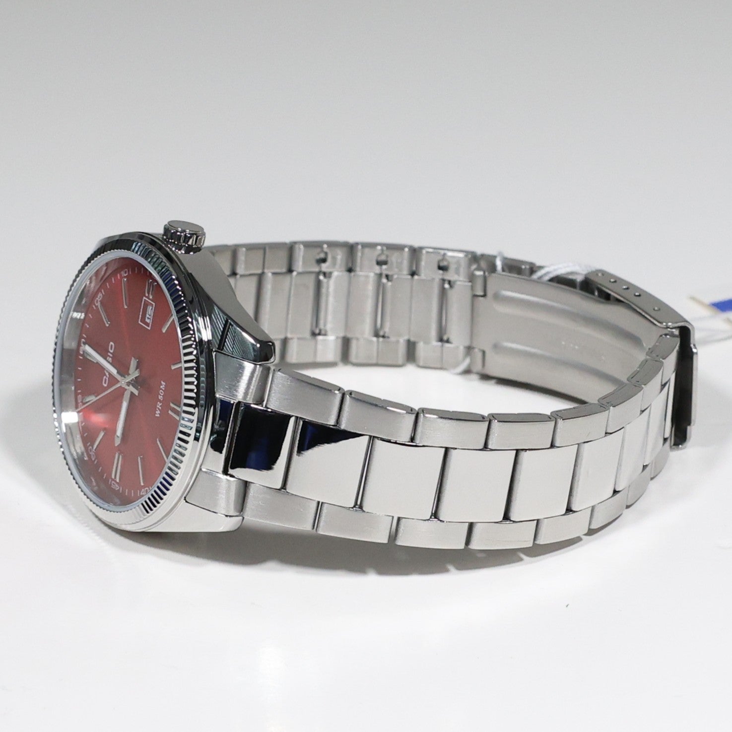 Casio Men's Vintage Red Dial Stainless Steel Watch MTP-1302PD-4AVEF