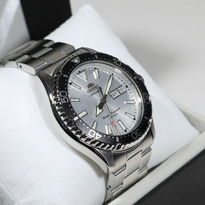 Orient Mako Stainless Steel Silver Dial Diver Men's Watch RA-AA0825S - Chronobuy