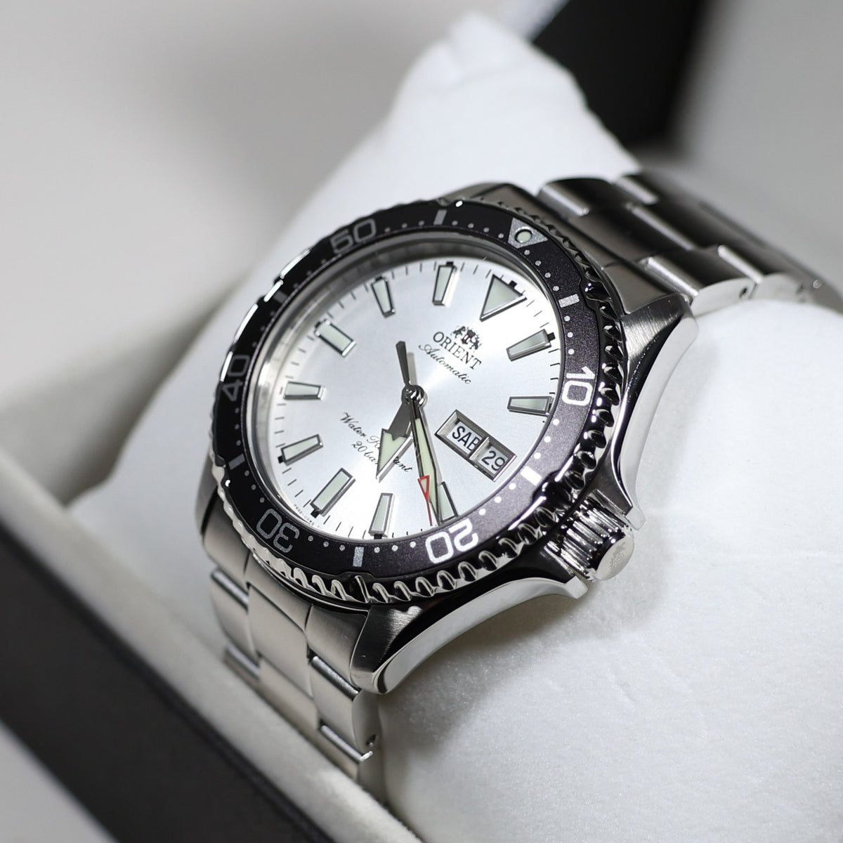 Orient Mako Stainless Steel Silver Dial Diver Men's Watch RA-AA0825S