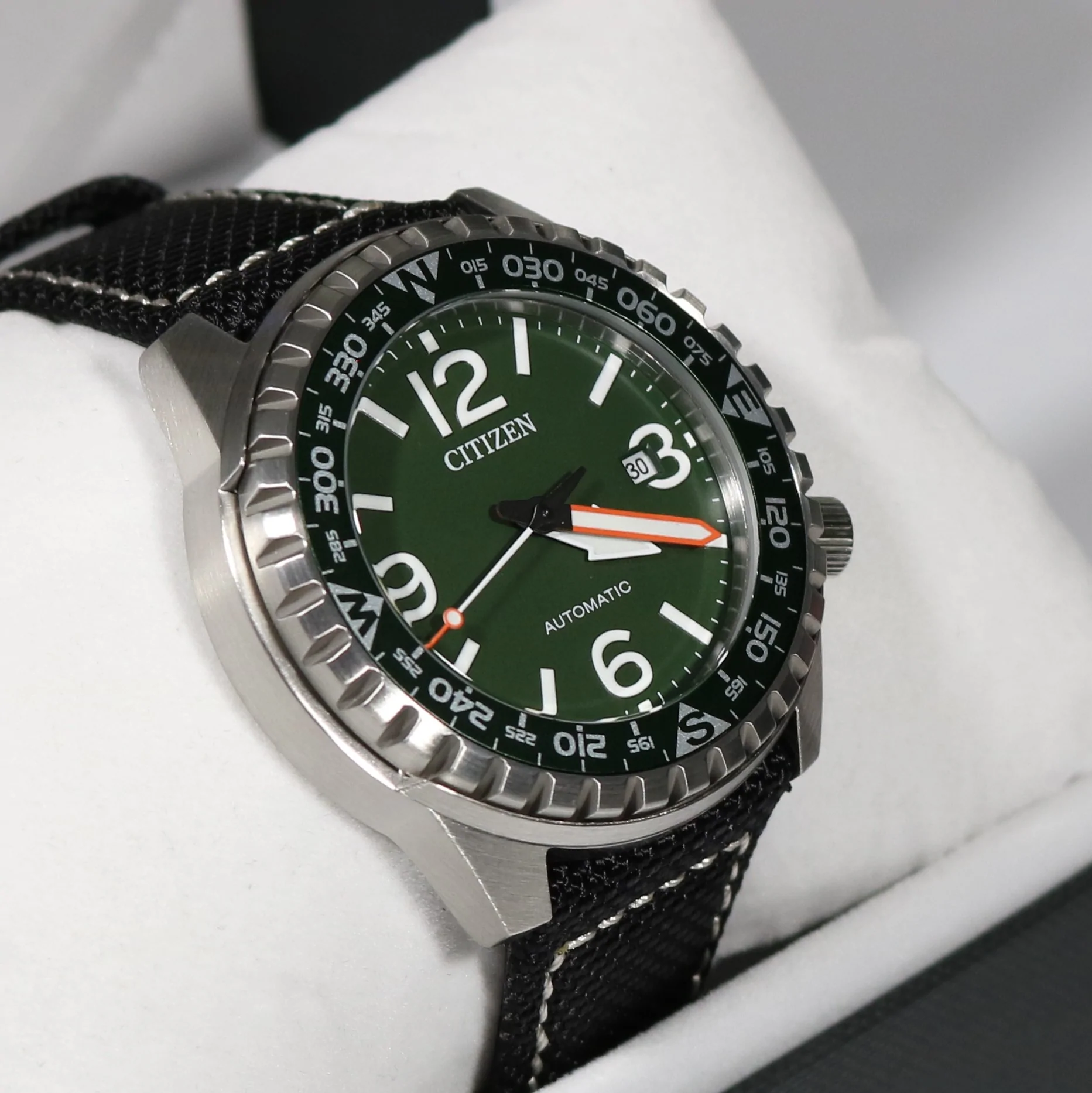 Citizen Automatic Bottle Cap Green Dial Men s Watch NJ2198 16X