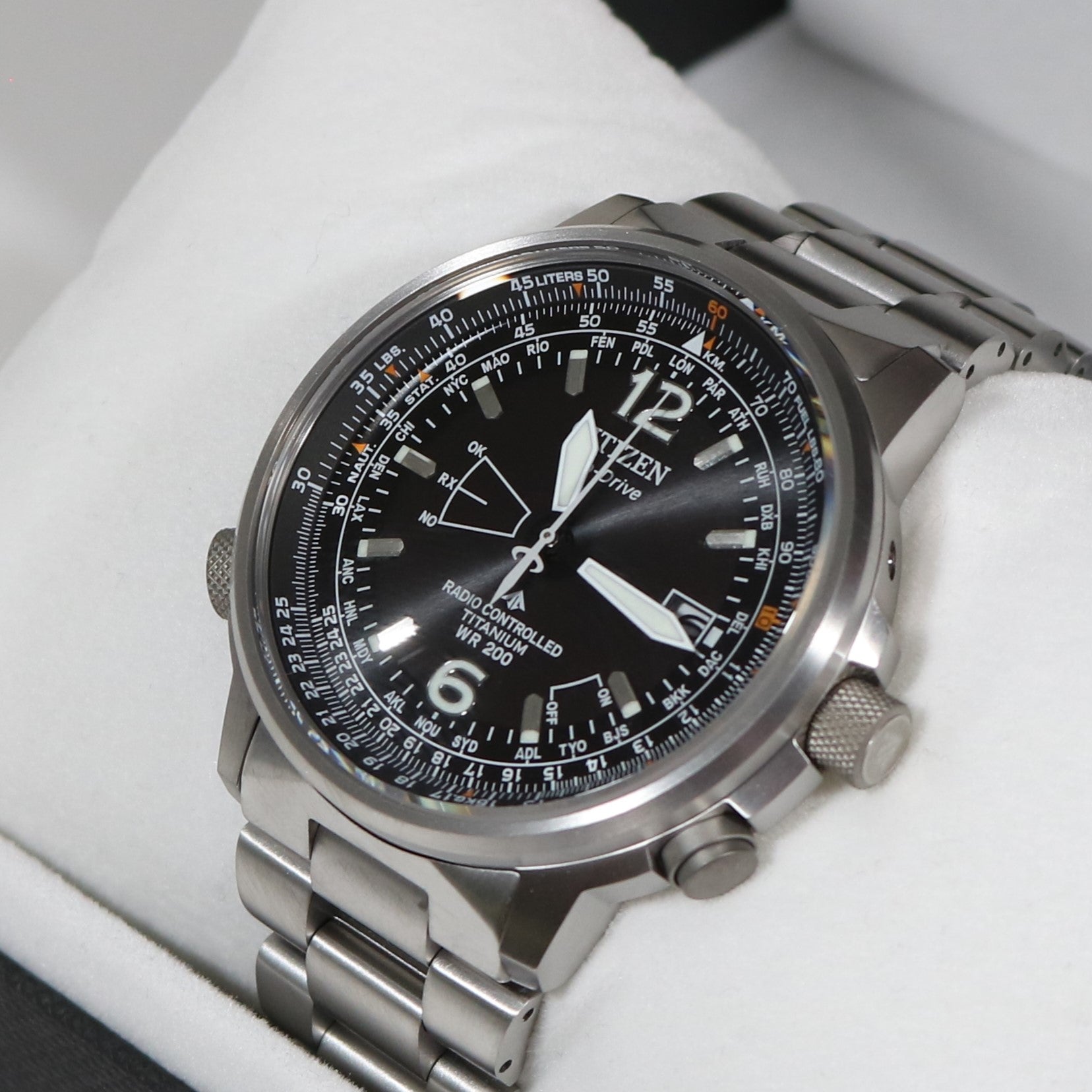 Citizen eco drive radio controlled wrong time online