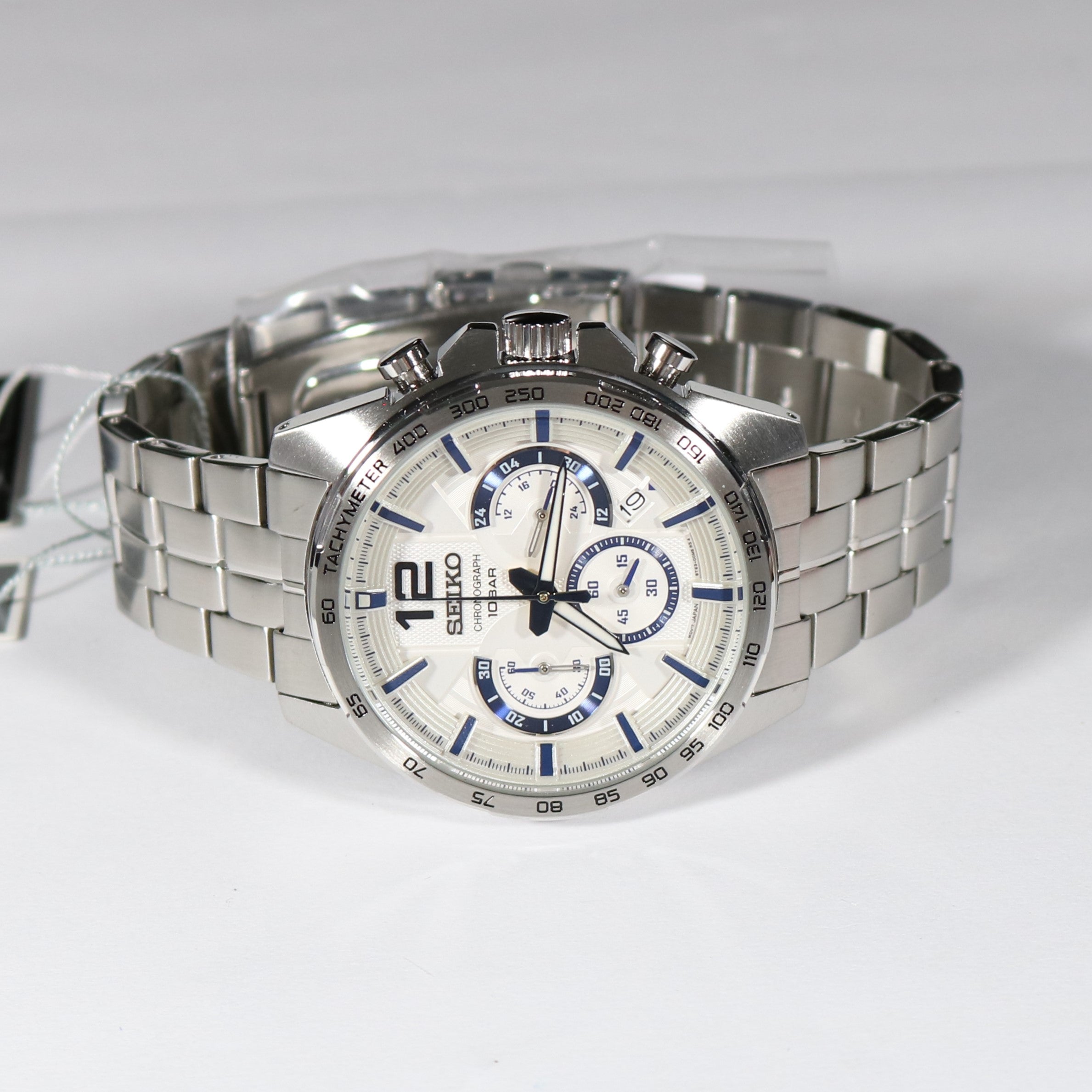 Seiko Men s White Dial Conceptual Chronograph Watch SSB343P1